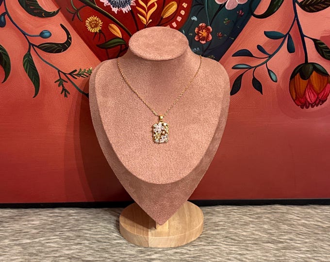 Necklace with flower pendant with cubic zirconia