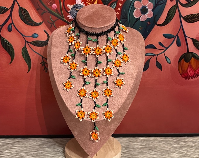 Mini collar cascada de flores con aretes