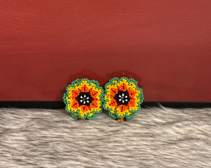 Hair clips for flower girls