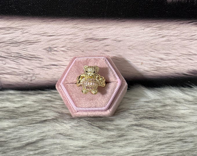 Adjustable size 5 teddy bear ring