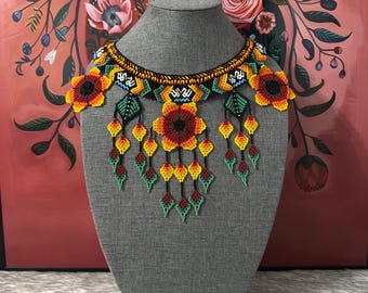 Amazon 3 flower necklace with earrings and bracelet
