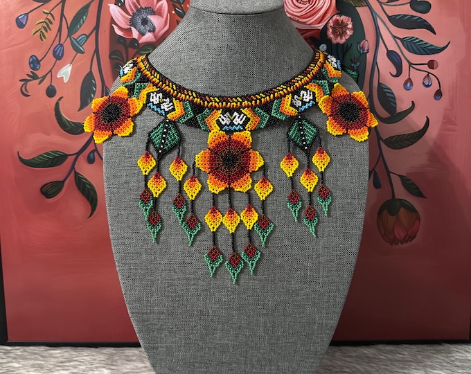 Amazon 3 flower necklace with earrings and bracelet