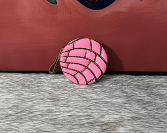 Pink shell purse