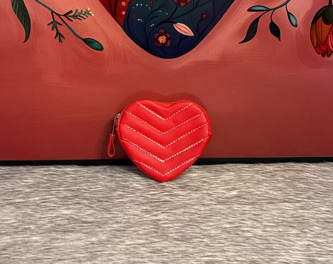 Heart-shaped wallet