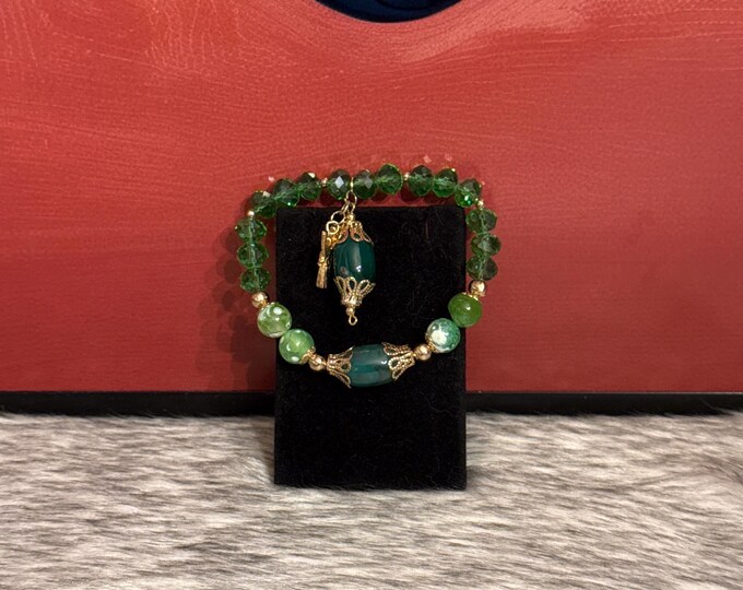 Angel bracelet with natural agates and Czech crystals.