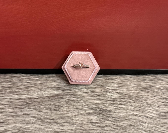 Solitaire heart ring, size 7.5