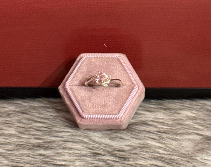 Zirconia ring in 925 silver, size 9