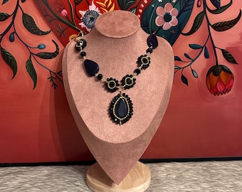 Handmade crystal necklace with agates