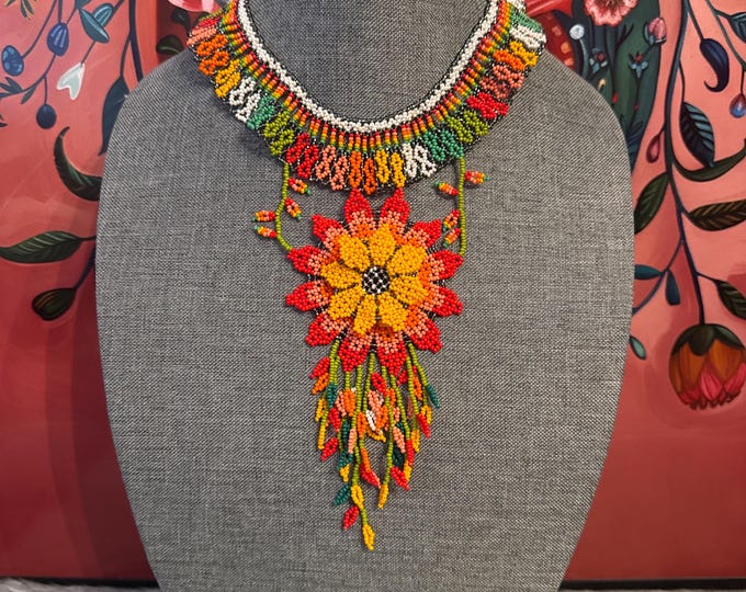 Aruma necklace, earrings and bracelet set