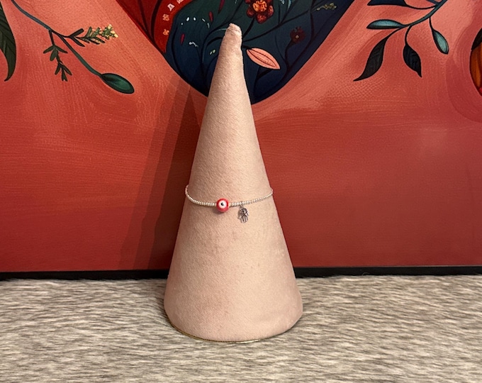 eye and hand protection bracelet