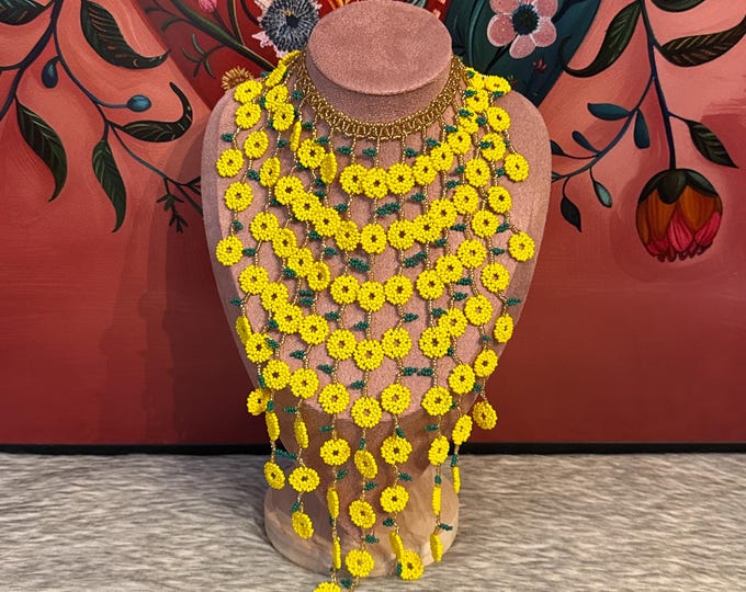 Bell flower necklace and earring set