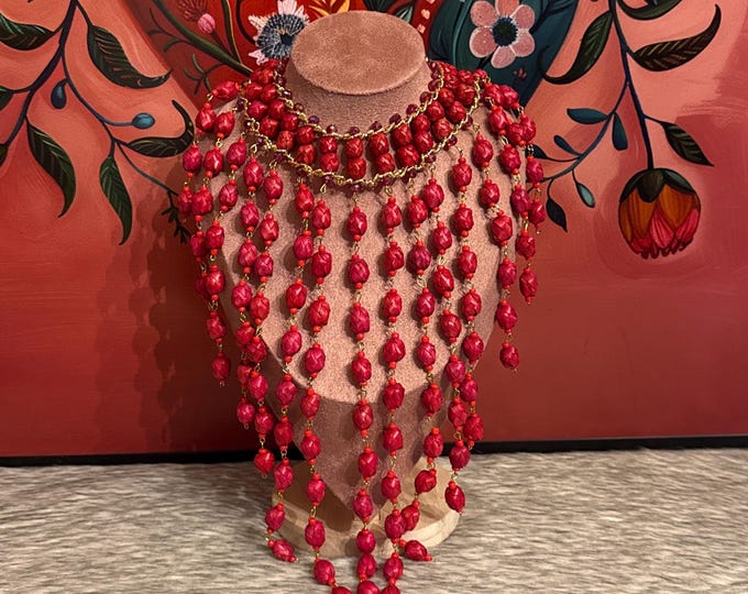 Palm barrel necklace with earrings