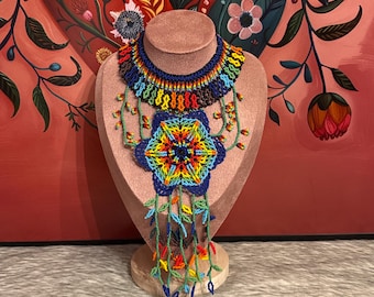 Izamal necklace and earring set