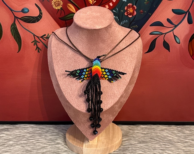 Hummingbird bow necklace