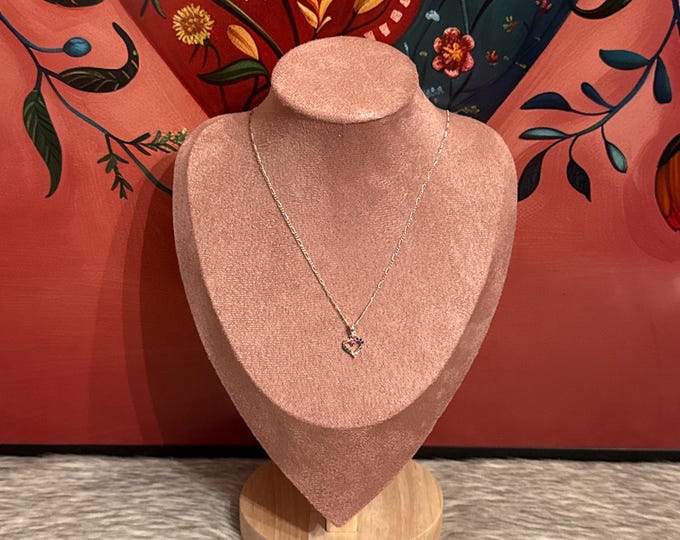 chain with multicolored heart pendant