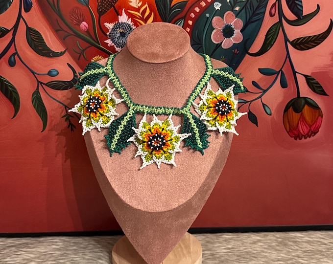 3 flower necklace set with earrings and bracelet