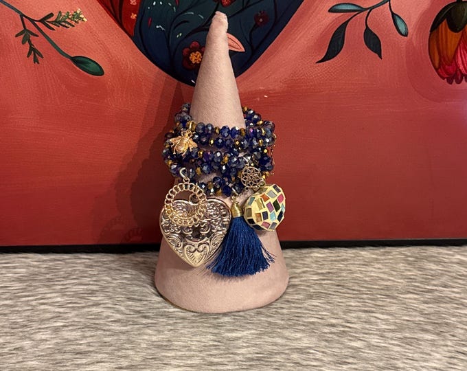 Set of 7 crystal and stained glass heart weekly bracelets