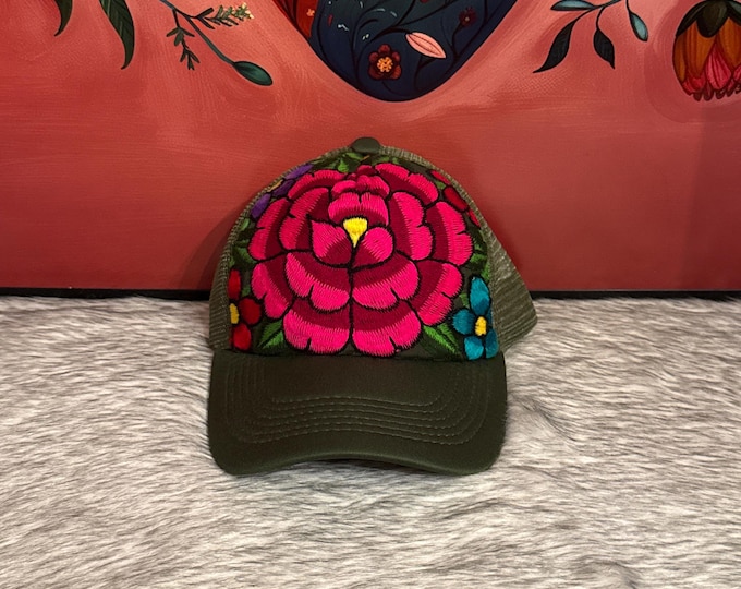 Handmade cap with embroidered flowers
