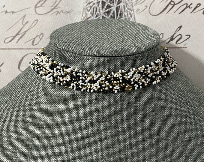 Huichol choker