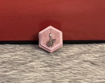 Pandora honingpot hanger bedel