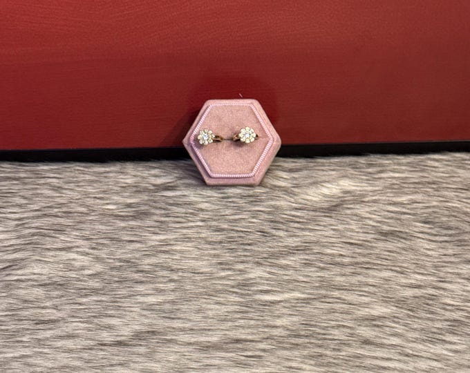 Little flower earrings in gold plated