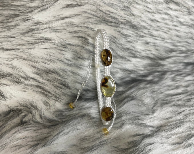 Woven bracelet macramé style with amber