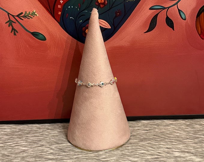 Lucky and protective bracelet