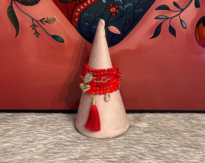 Set of 7 crystal bracelets, weekly calendar with earrings