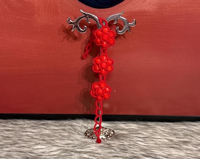 Bracelet with 3 crystal flowers