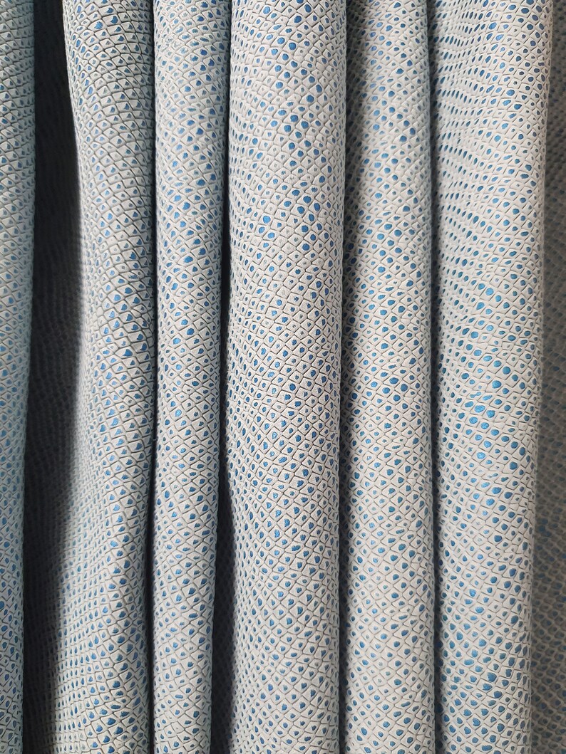 Veal skin MADE IN ITALY printed Semi Rigid The base with colored celestial with manual buffering pearled with blue Art VSPA04-celeste