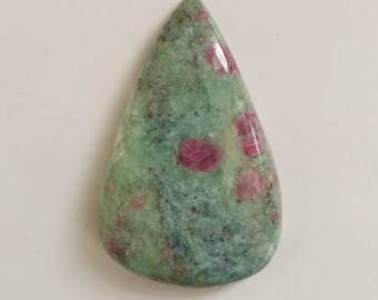 34.30cts,...R193 28X23mm Ruby fuchsite Cabochons