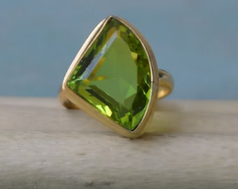 Green Peridot Quartz Ring: Sterling Silver, Yellow & Rose Gold Plated