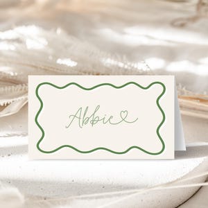 Green Wavy Place Cards Template, Wavy Border Folded Name Cards, Scalloped Border, Printable Tent Seating Card, Sage Wave Card, Corjl PP84