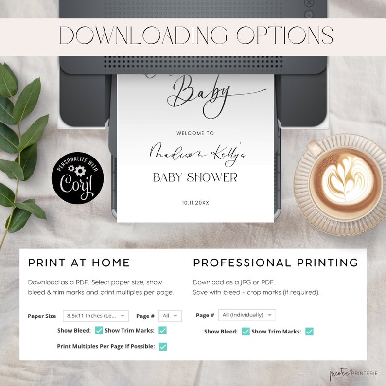 Op de afbeelding: Een afdrukbare babyshower-uitnodigingstemplate met een grijze printer en een kopje koffie. De uitnodiging is voor de babyshower van Madison Kelly op 10.11.20xx. De tekst "Downloadopties" staat bovenaan de afbeelding. De afbeelding toont de opties voor thuis afdrukken en professioneel afdrukken. De opties omvatten papierformaat, bleed, trim marks en het afdrukken van meerdere exemplaren per pagina.