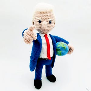 Donald Trump Crochet Amigurumi Doll, Handmade Political Figurine, Funny Conversation Starter, Unique Gift for Collectors, US President Doll