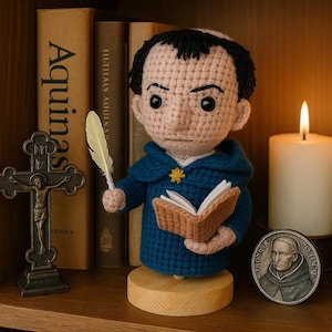 St Thomas Aquinas Amigurumi Bust, Handmade Crochet Saint Figurine, Catholic Confirmation Gift, Philosopher & Theology Bookshelf Decor