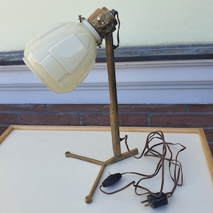 Stunning vintage table lamp 1950s Bauhaus Art Deco, brass , opal glass, height 37 cm. 15&quot; made in Italy