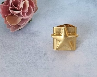 Silver ring with a star. Gold chunky star ring. stackable star ring , signet jewelry, adjustable chunky ring, silver plated star ring.