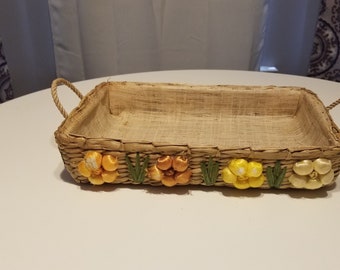 Perfect for Pyrex Dishes and Potlucks Straw Raffia Fun Vintage Piece! Casserole Serving Basket- Retro 1970/'s