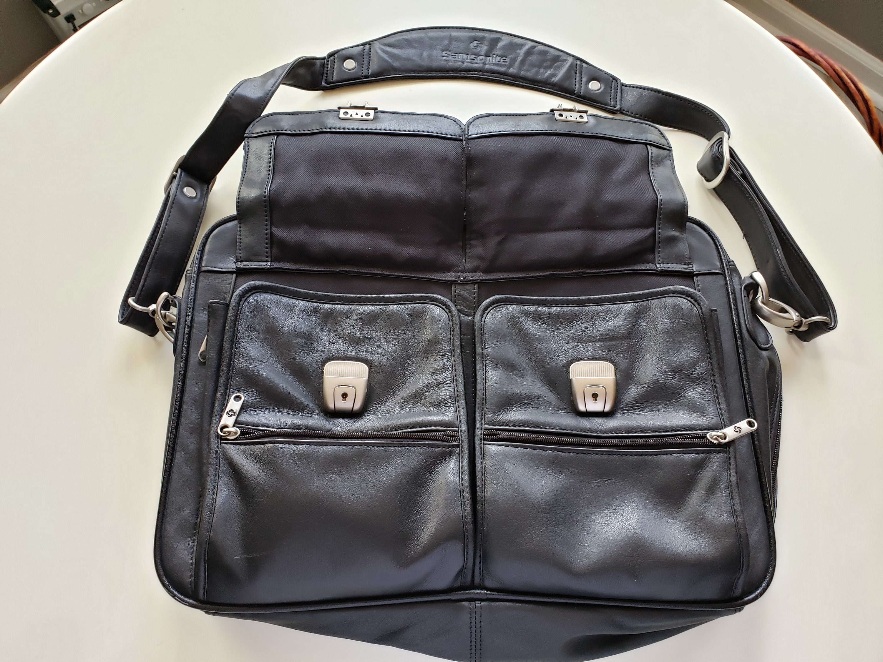 Aggregate 153+ samsonite grey excursion bag esthdonghoadian