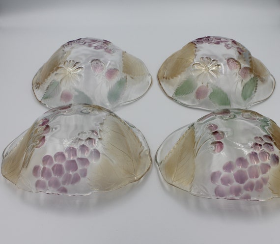 1960s Soga Glass Oval Shaped Glass Bowls With Embossed Fruit 1960s Soga Glass Oval Shaped Glass Bowls With Embossed Fruit