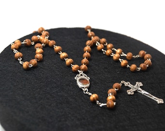 Rosaire perlé en bois d’olivier de Jérusalem en Terre Sainte