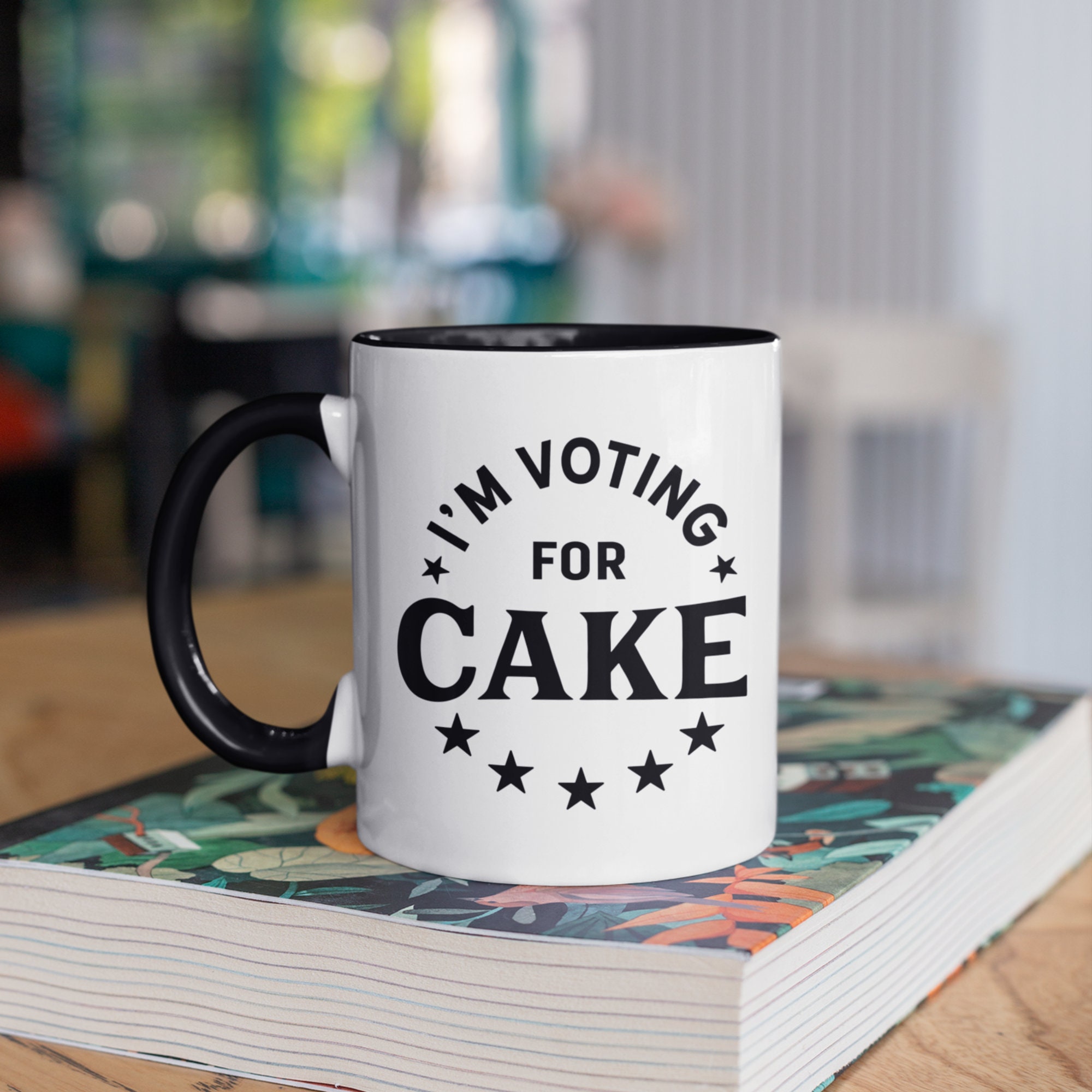 je vote pour une tasse à gâteau, des tasses café funny cake lover, un gobelet dessert, de voyage, glacière porte-canette bière, bouteille d'eau