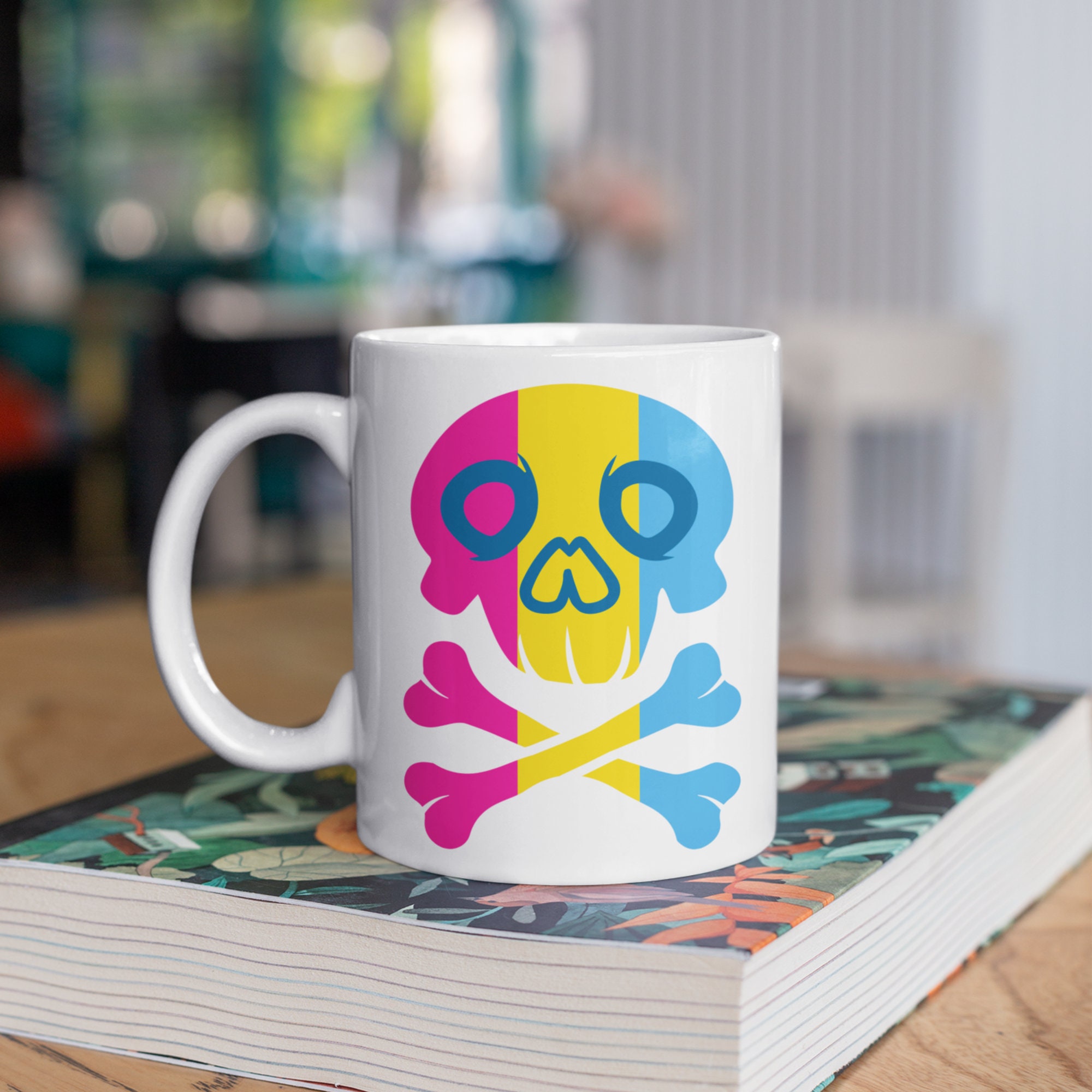 The Best Grinning Skull Tea Cup hot drink.' Travel Mug