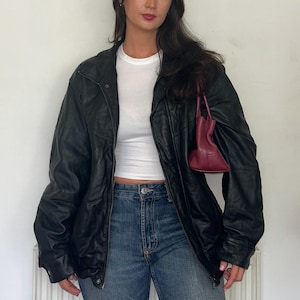 Blouson aviateur noir en cuir épais des années 90