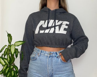 vintage nike crop sweatshirt