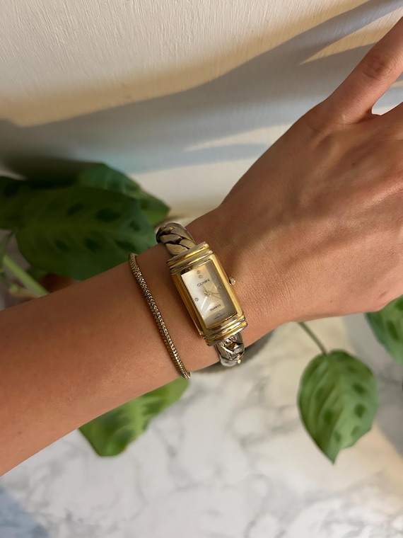 Vintage Gold Watch Small Dainty Bracelet Women display picture 1