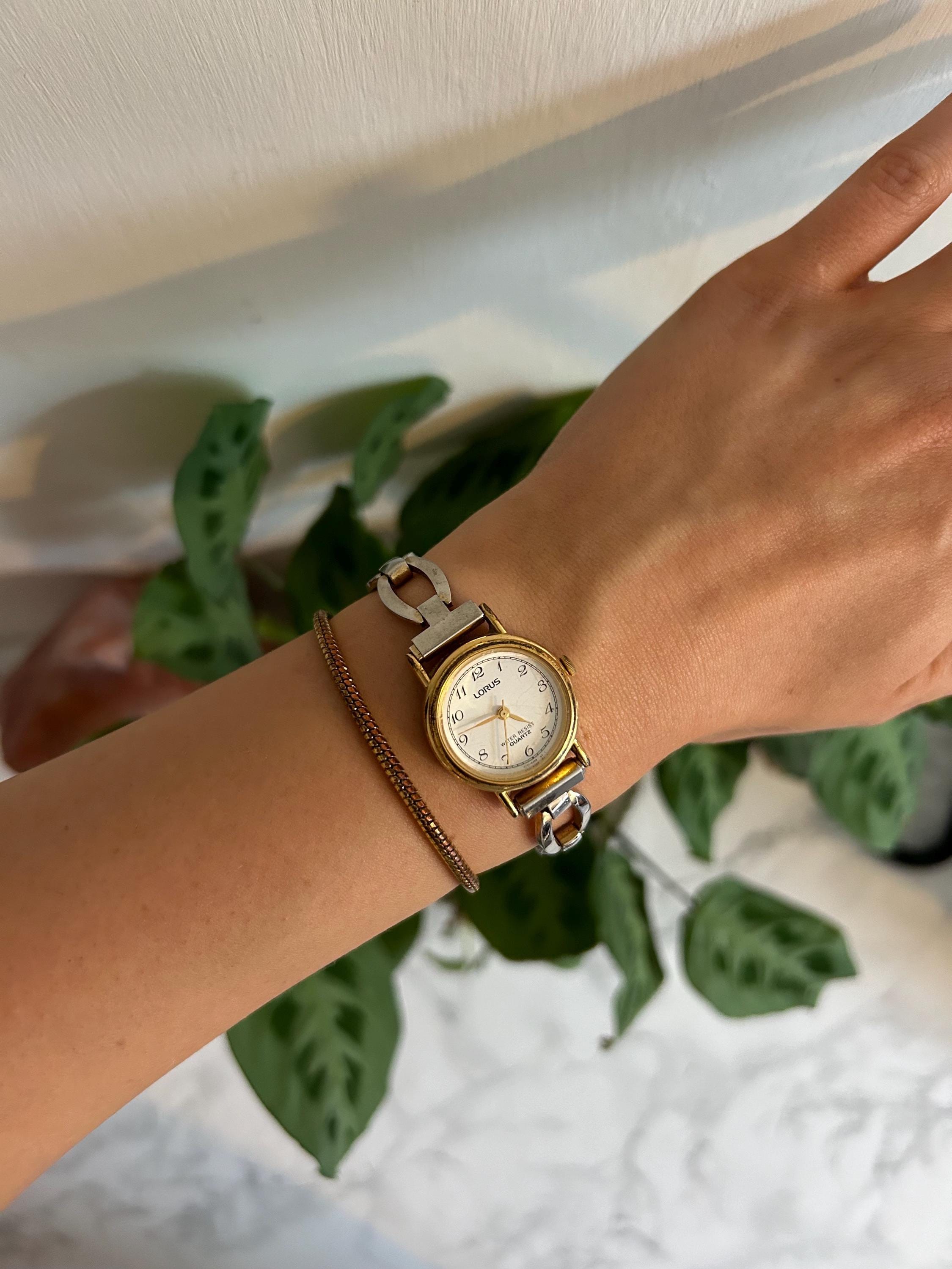 Vintage Gold Silver Two Tone Watch Dainty Women display picture 1