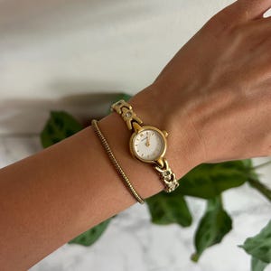 Vintage Women’s Gold Sekonda Quartz Watch