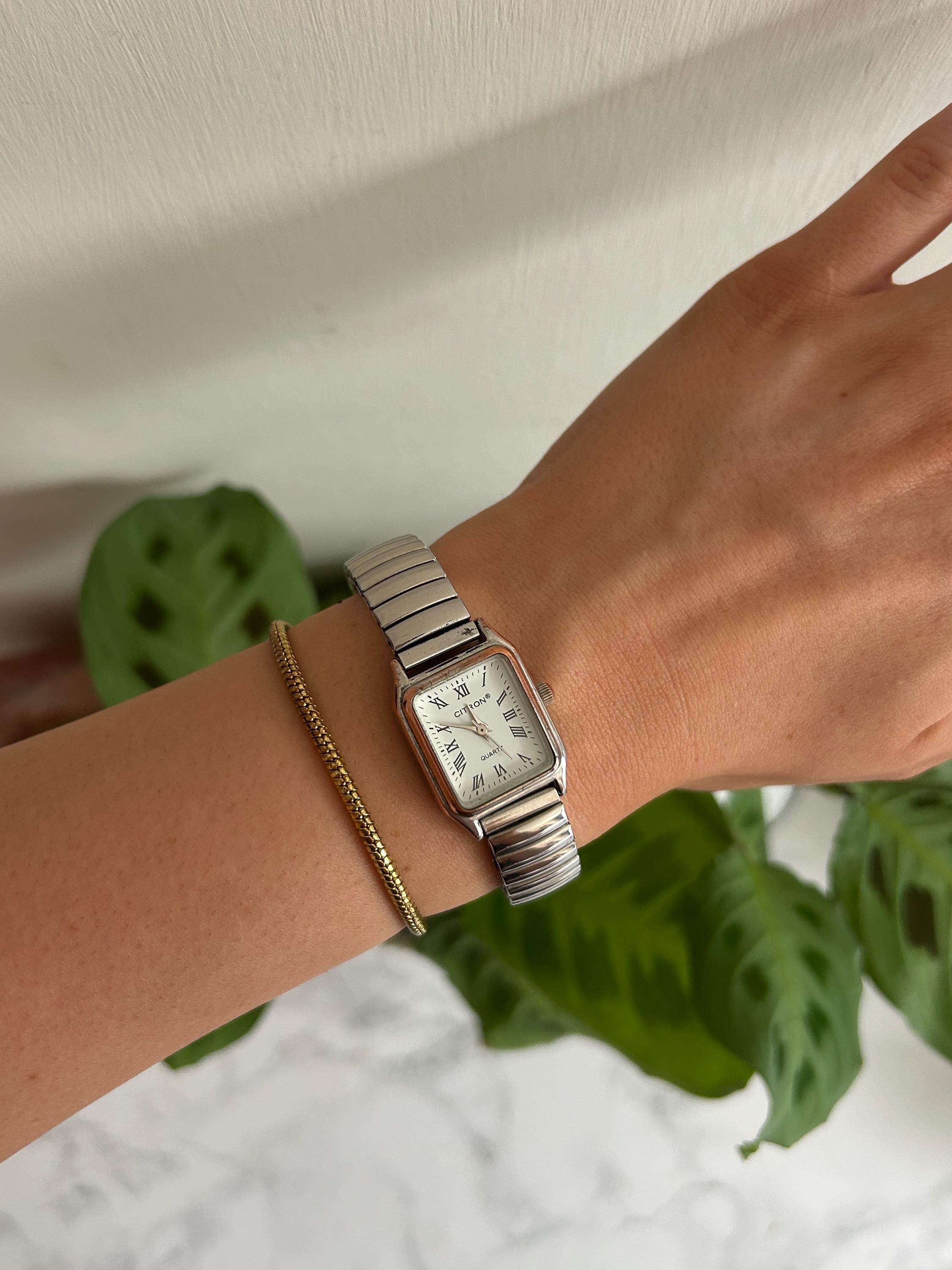 Vintage Women’s Silver Citron Quartz Watch